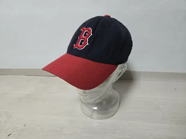 MLB/남녀공용/야구모자/볼캡/정품/상태양호