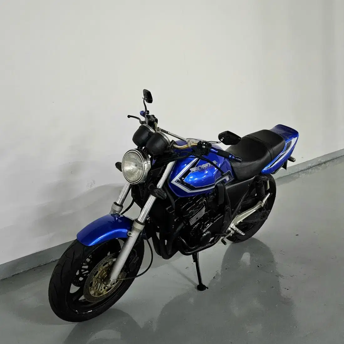 혼다 CB 400 SF 모델 팝니다