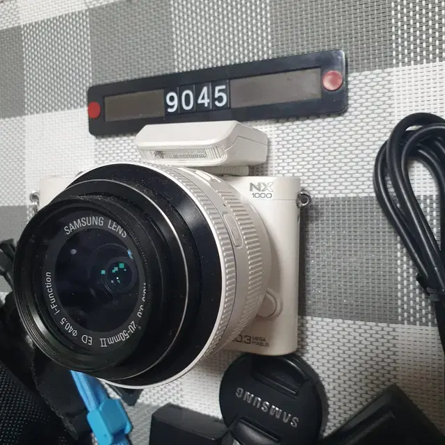 삼성 NX 1000 디지털카메라 화이트바디 가방세트