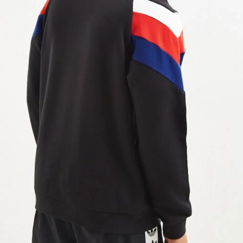 Adidas neva crew neck sweatshirt 115