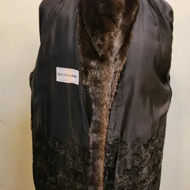 MG Sable Fur 블랙그라마 롱 밍크코트