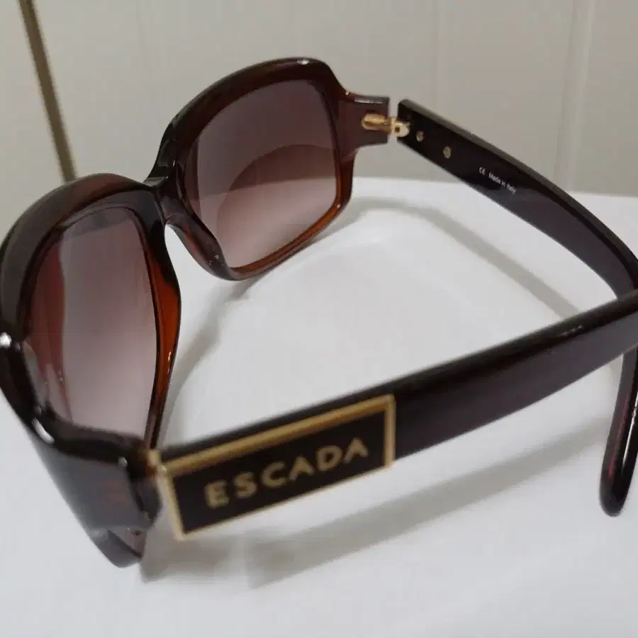 ESCADA 선글라스