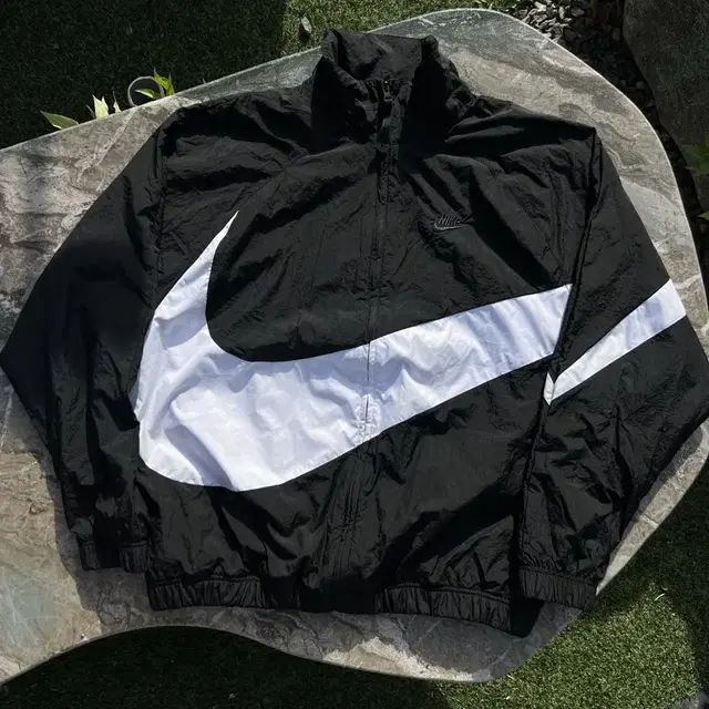 Nike 나이키 빅스우시 바람막이