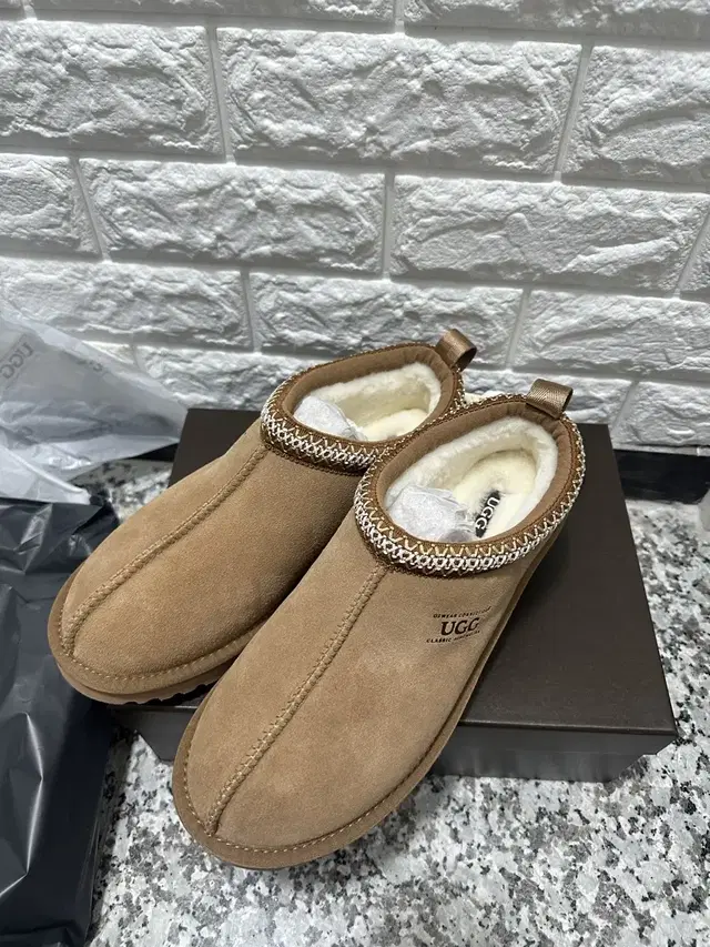 UGG 어그 시드니슬리퍼