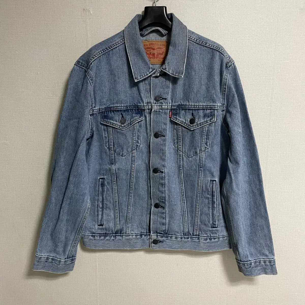 Levi's Gen 3 Denim Trucker Jacket / Light Blue, M