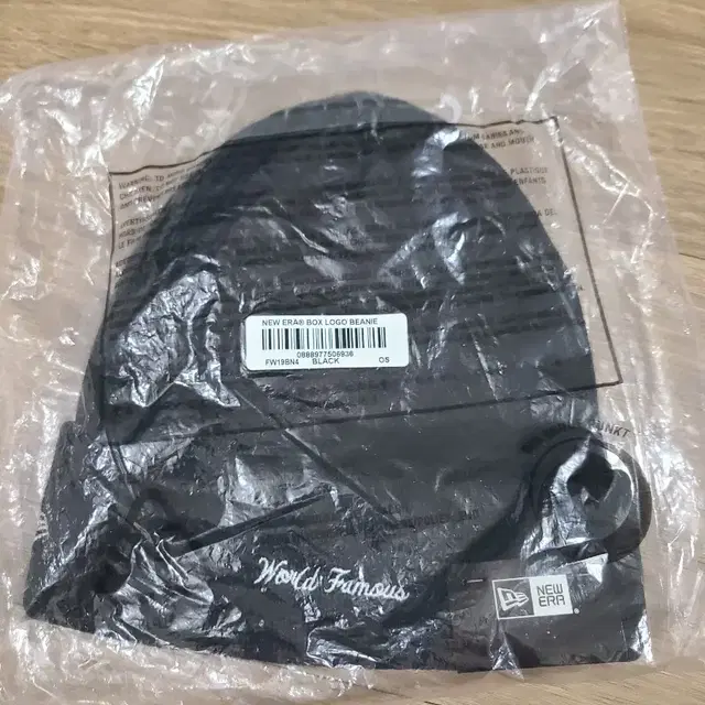 supreme box logo beanie black