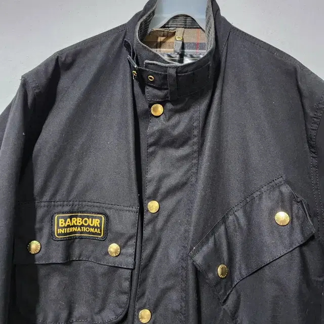 Barbour 바버 인터내셔널