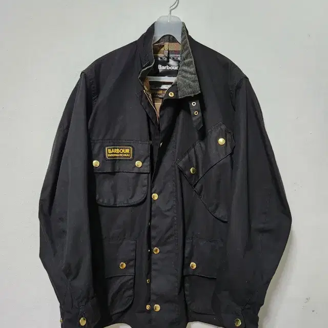 Barbour 바버 인터내셔널