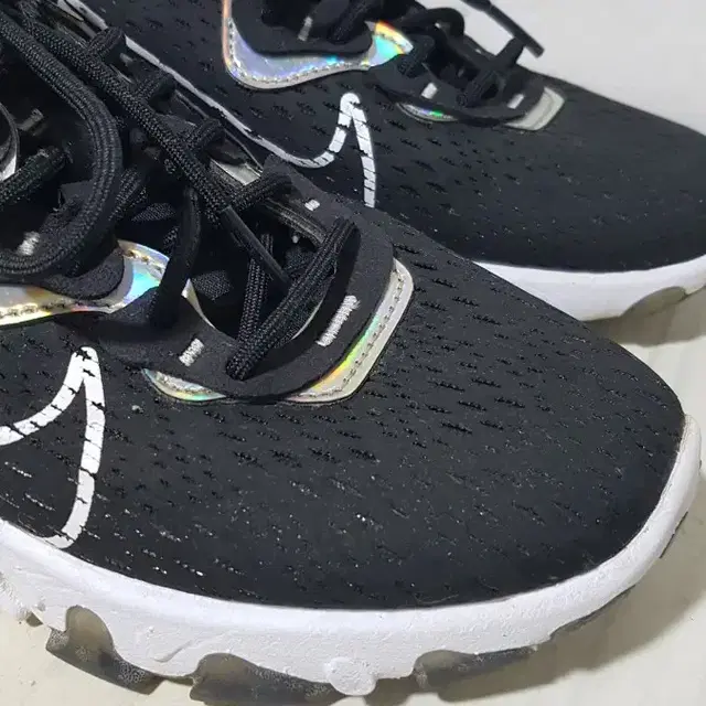 (택포)240/245 정품 NIKE REACT 리액트 초경량 쿠션 운동화