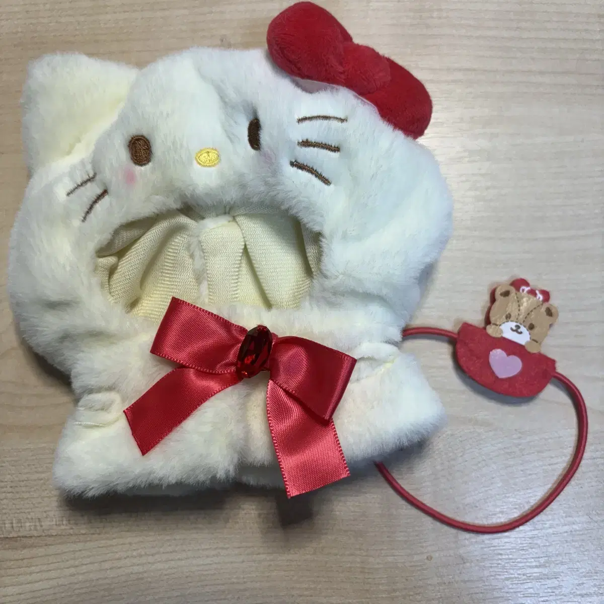 Hello Kitty 10cm doll Clothes wts Sell