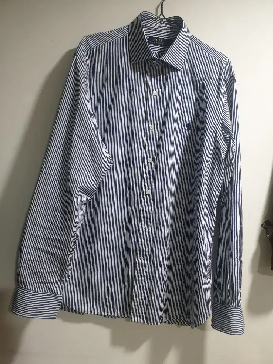 The prettiest shirt for gaeulPolo Ralph Lauren Striped Stretch Shirt 105