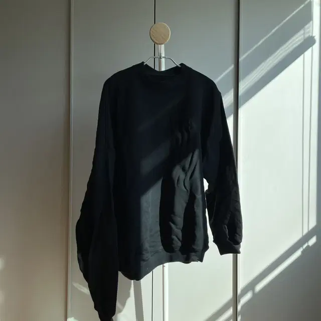 [M] MAGLIANO BLACK TWISTED SWEATSHIRT