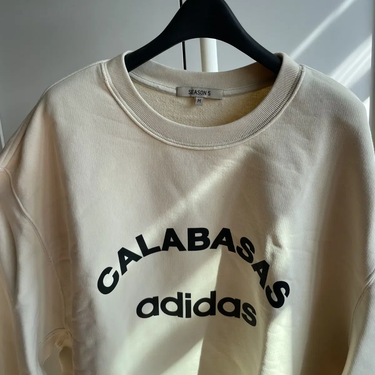 [M] YEEZY 3 CALABASAS CREAM SWEATSHIRT