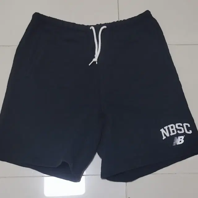 뉴발란스 NBSC 반바지 L