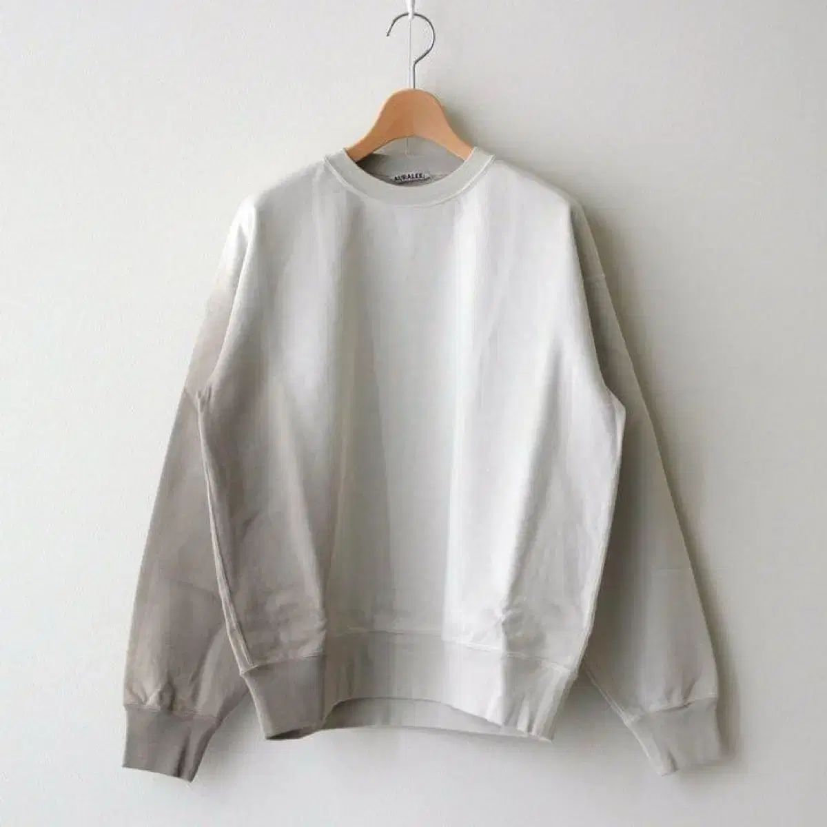 Orari Dyed Gradient Sweatshirt Size 4