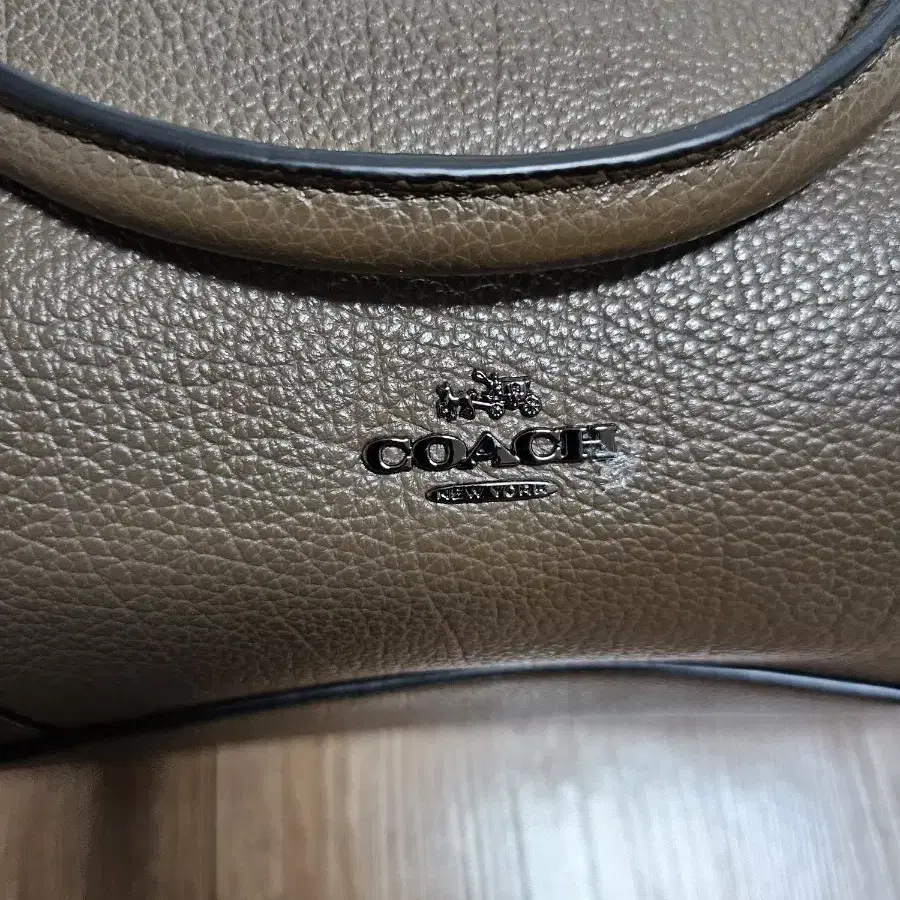 코치 coach 여성 핸드백 팝니다