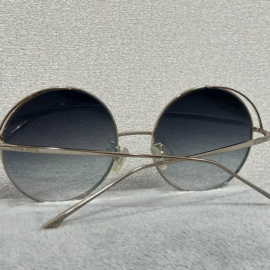 Miu Miu - round mirror sunglasses