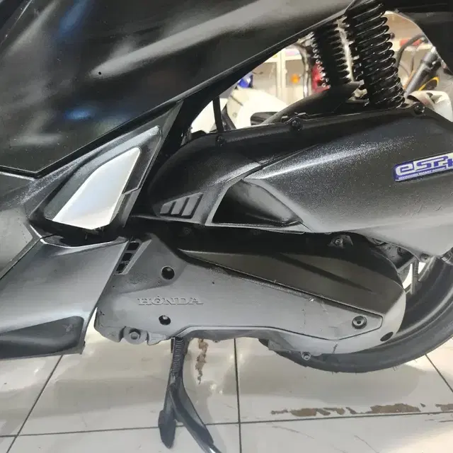 엔진보링 신형 혼다 pcx125cc 부산울산중고오토바이 스쿠터