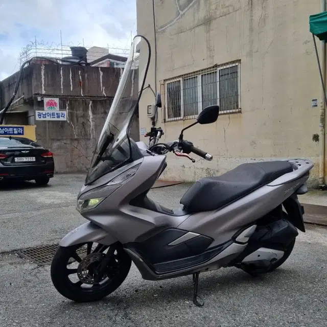 pcx125cc19년형팝니다