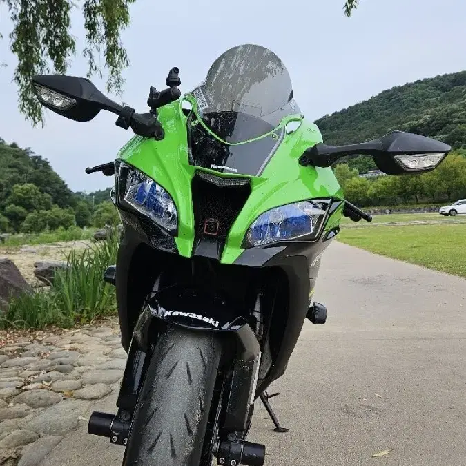 가와사키 닌자zx10r ABS. 개인 팜