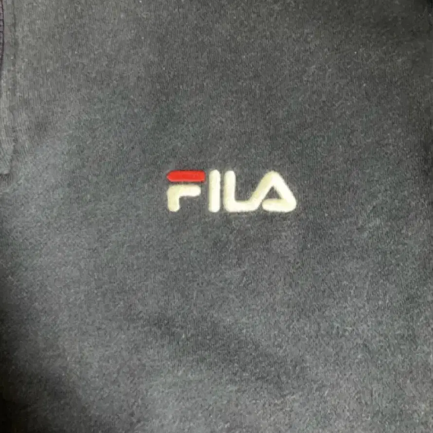 필라 FILA 하프집업 맨투맨