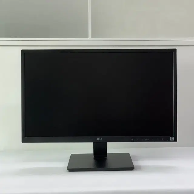 LG 24인치 FHD모니터 24BK550Y 높낮이조절 피벗 회전 틸트