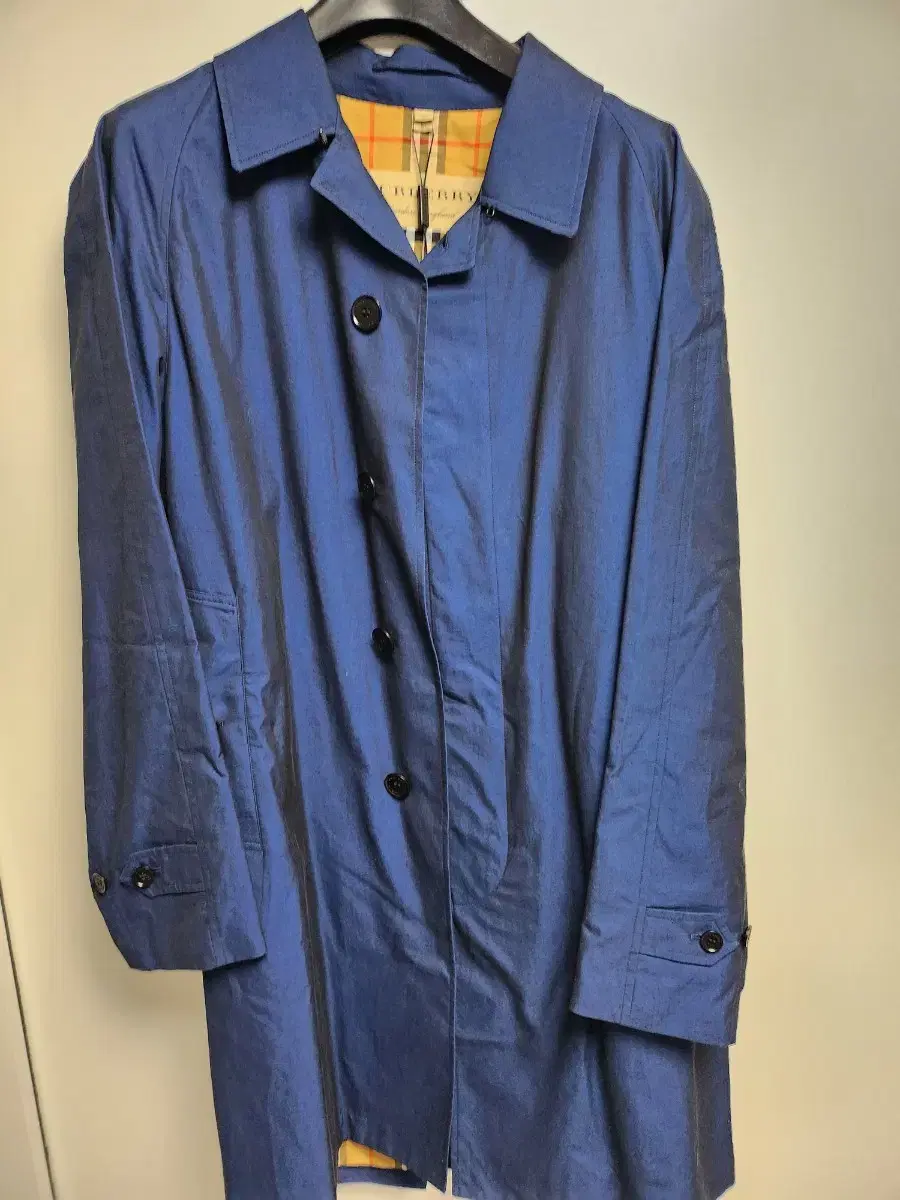 Burberry Camden Car Coat Regency Bloo Sells