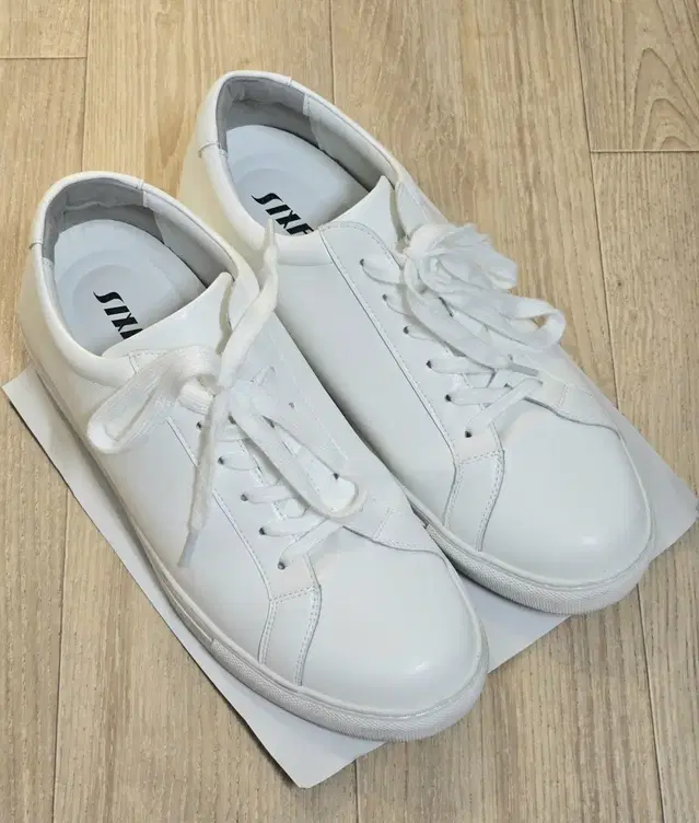 식스핏 1in white hi 화이트 스니커즈 키높이 265