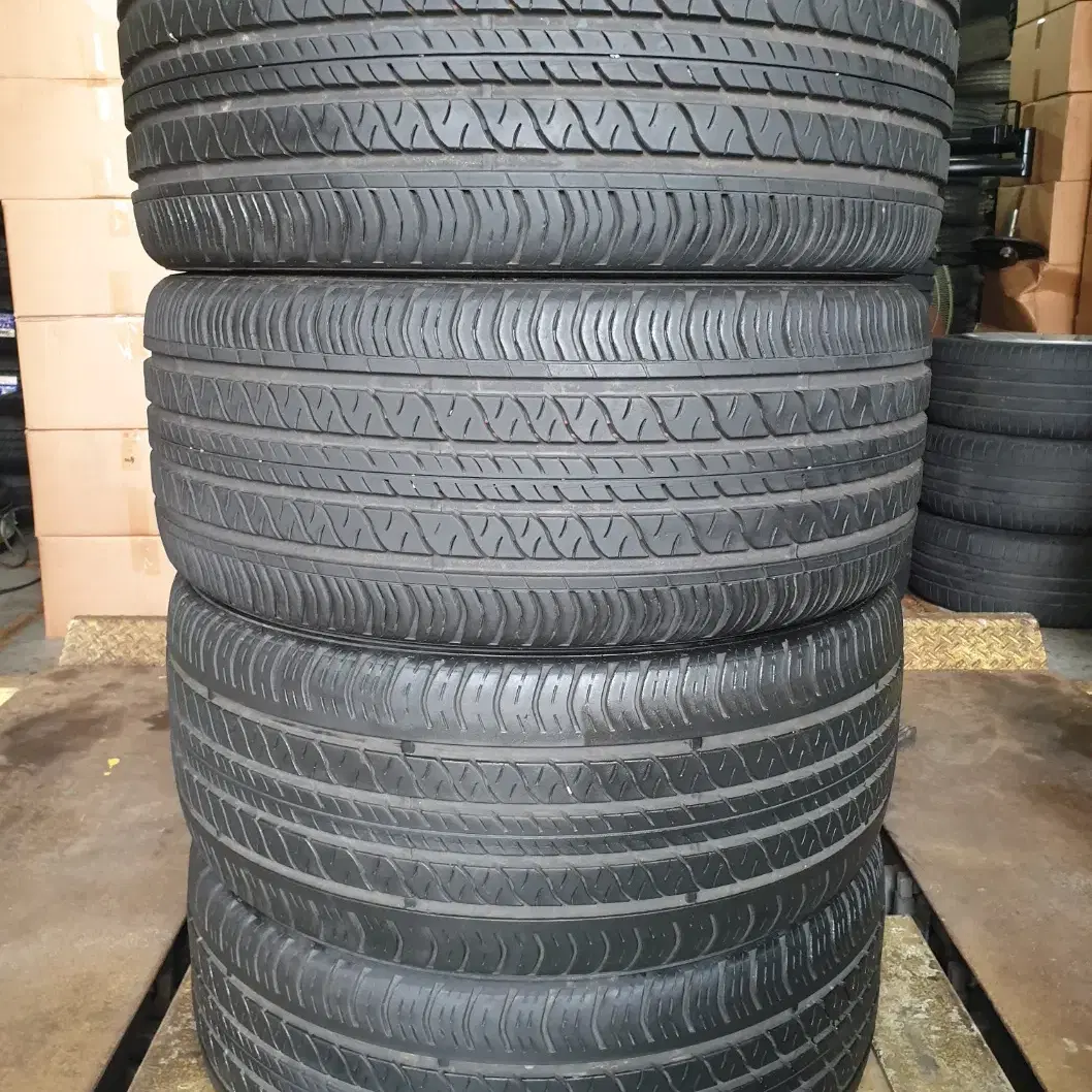 중고타이어 콘티넨탈 프로콘택트RX 245/40R19 94W 한대분 세트