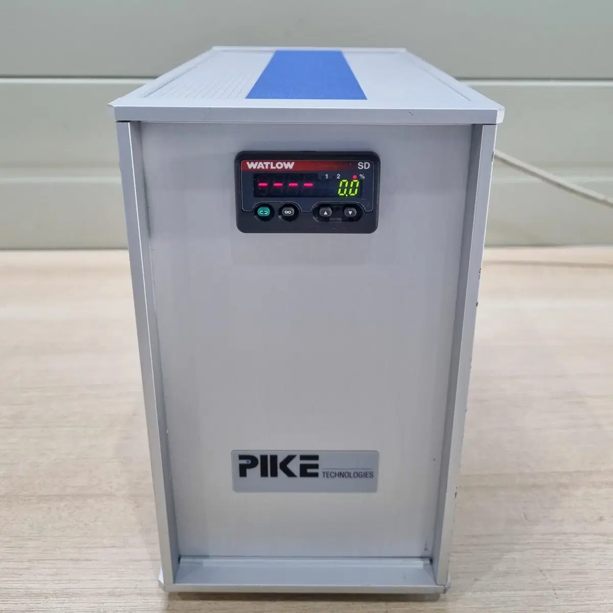 PIKE Technologies 온도 컨트롤러