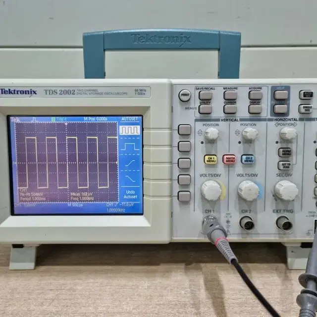 Tektronix TDS 2002 2CH 60MHz 오실로스코프