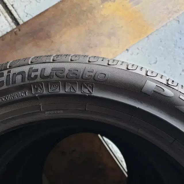 중고타이어 피렐리타이어 신투라토P7 225/45R17 91Y 한대분 세트