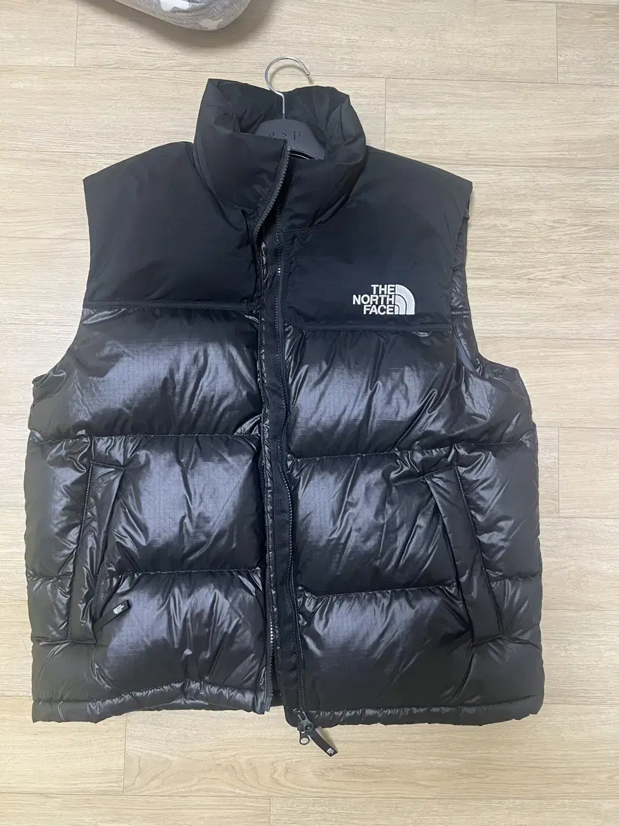 The North Face Glossy Padded Vest 105