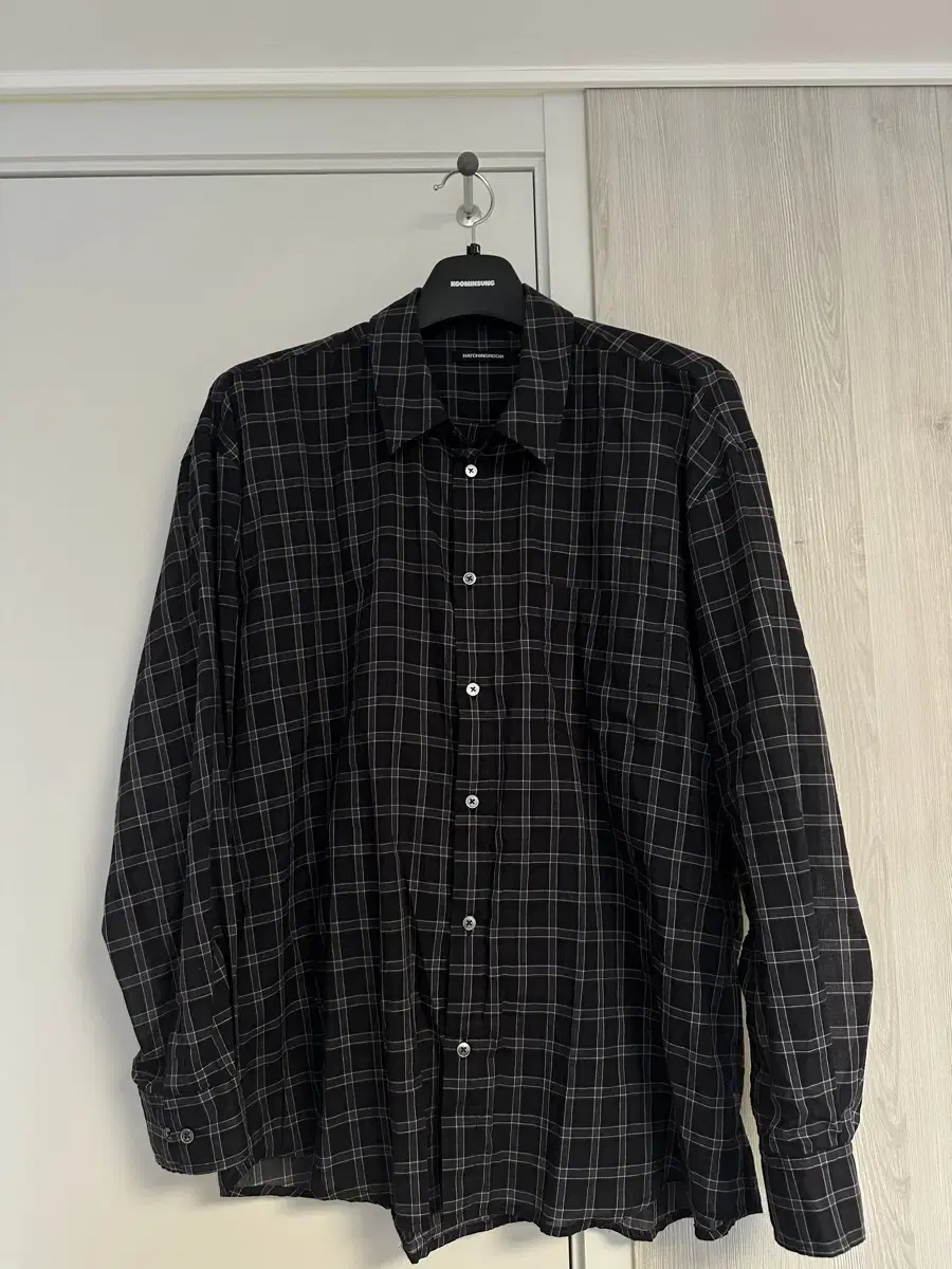 [4] Hatching Room Classic Tartan Check Shirt Navy