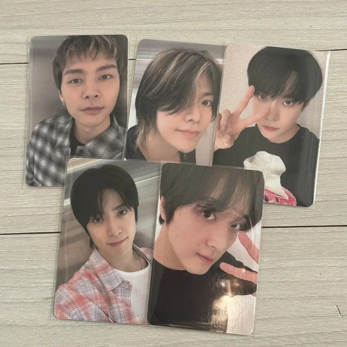 nct127 @nct127 @piggyduck apple music unreleased photocard photocard johnny yuta doyoung jaehyun haechan