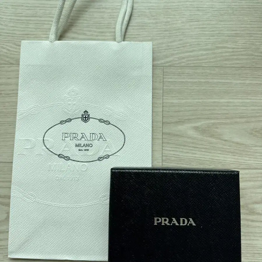 프라다 PRADA / 카모패턴 사피아노 레더 플랩 카드지갑 명함지갑