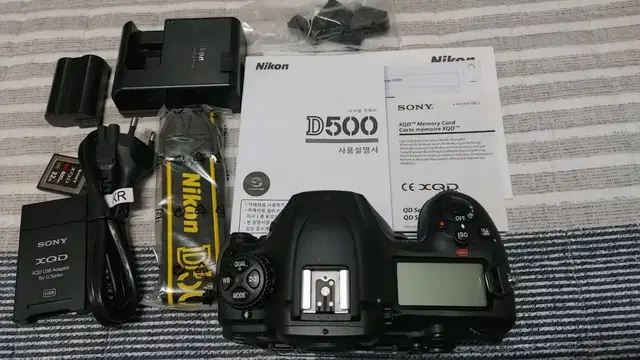 니콘 D500