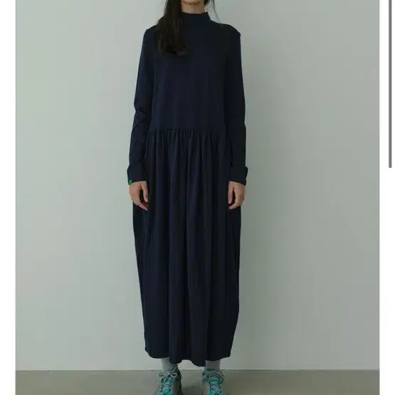 노컨텐츠 레이어드 원피스 high neck long dress