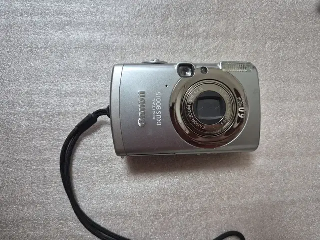 케논 디카 IXUS  800 IS