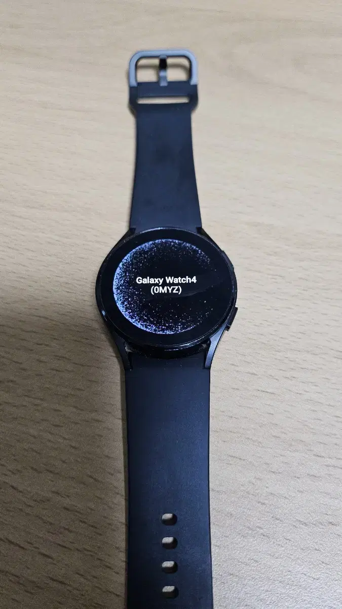 I'm selling my Galaxy Watch 4 40mm Silver LTE (Cellular)