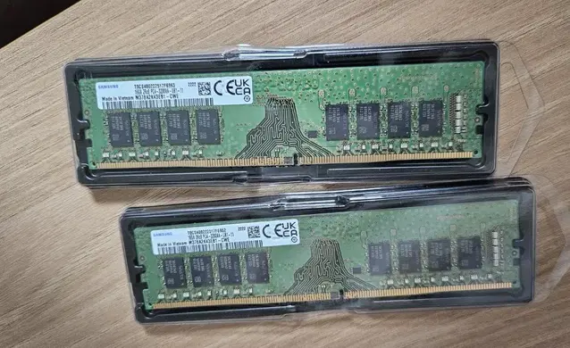 새제품 삼성 ddr4 3200 16G 2개