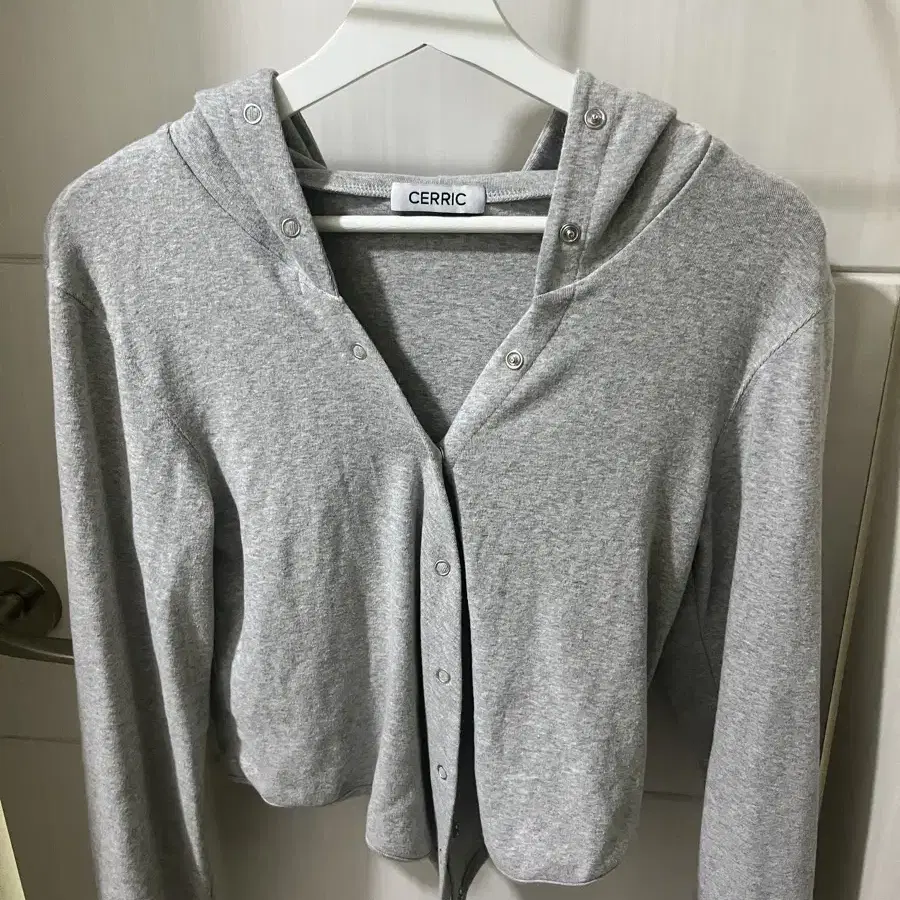 Cerric 세릭 wrap hood cardigan 가디건