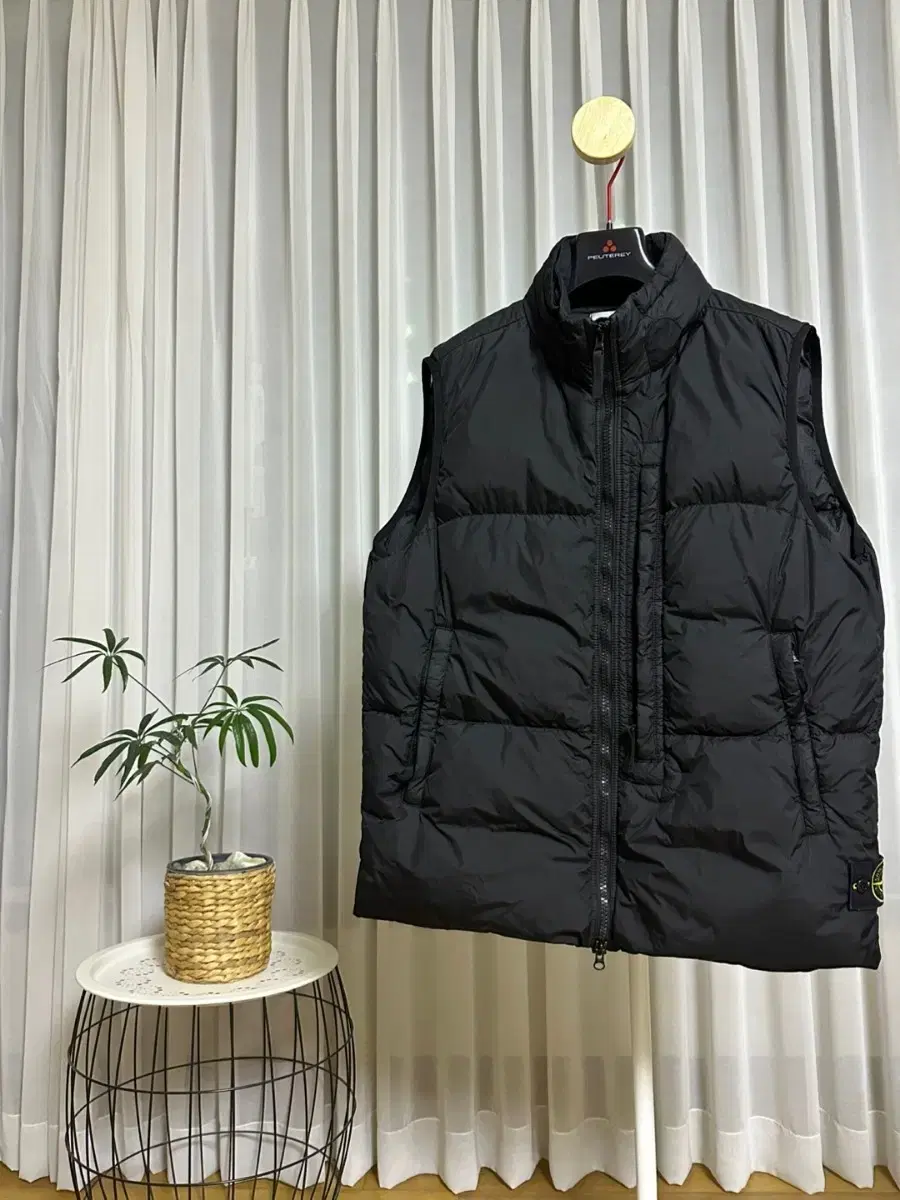 Stone Island Crinkle Labs Duck Down Vest