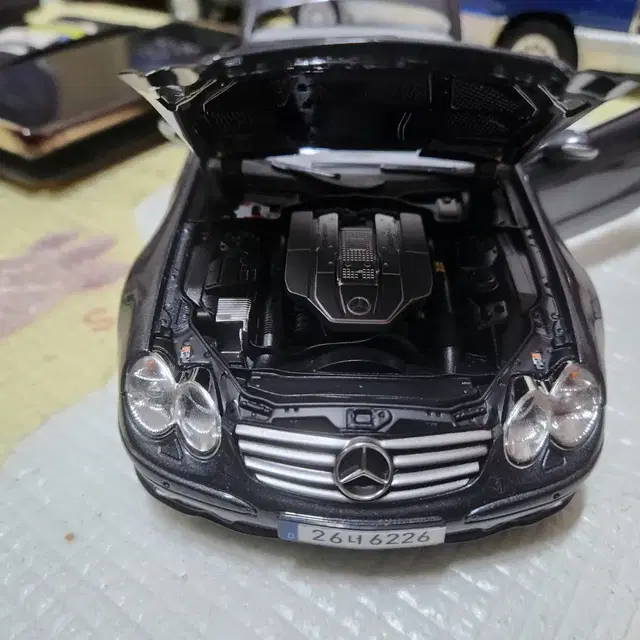 1:18 소나타dn8 레드 Norev sl55amg 판매합니다