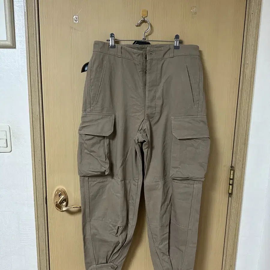 Kaptain sunshine M-47 cargo pants