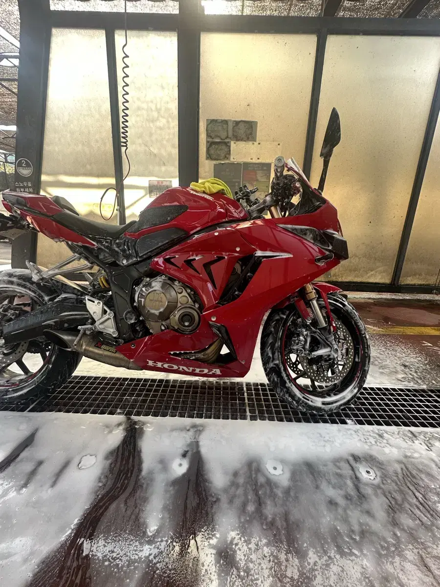 CBR650R