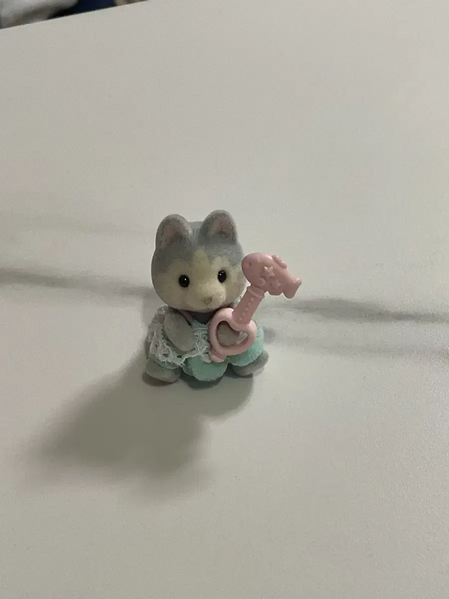 Sylvanian Blindpack Baby Sea Friend Wolf