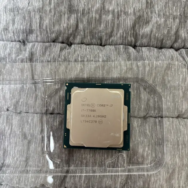 인텔 I7 7700k