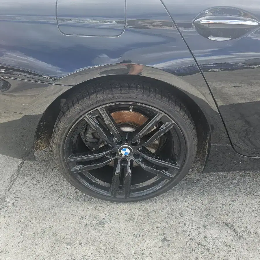 bmw 640d f12  차량부품판매합니다