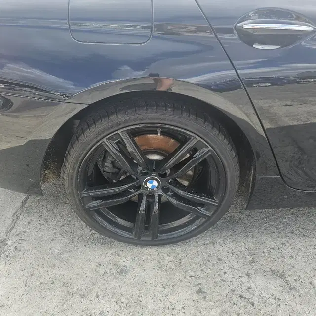 bmw 640d f12  차량부품판매합니다